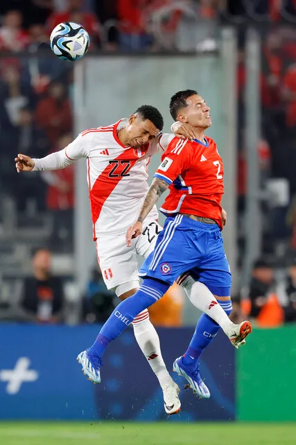 Fernández no dejó una buena imagen ante Perú. | Foto: Photosport