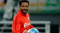 Jean Beausejour le mete fichas a Brereton en España (Foto: Photosport)