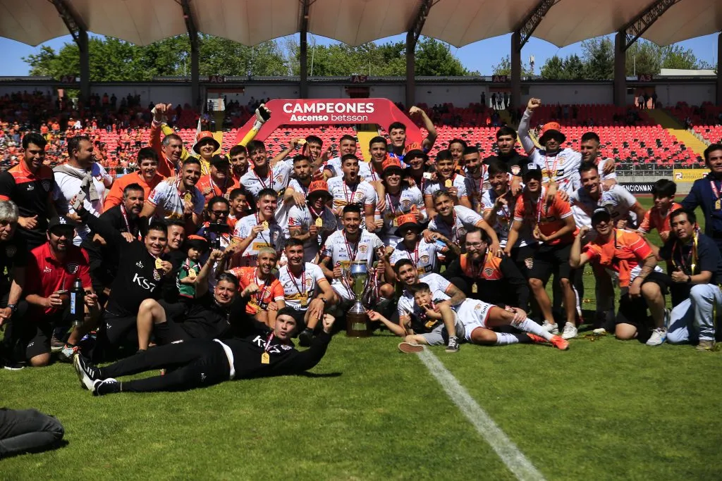 Cobreloa se coronó campeón de la Primera B (Foto: Photosport)