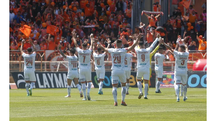 Una leyenda naranja destacó el trabajo de un ex compañero en el anhelado ascenso. (Foto: Photosport)
