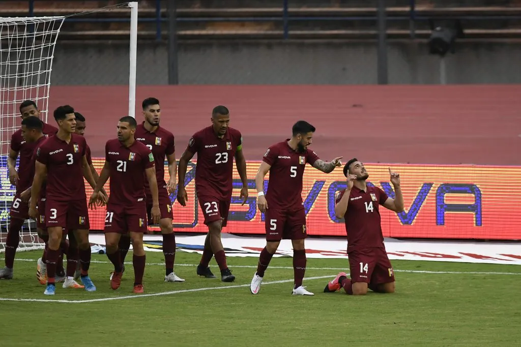 Del Pino Mago celebrando su gol ante la Roja | FOTO: Matias Delacroix/Photosport