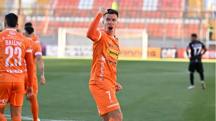 Insaurralde casi se retira por una deuda que lo tuvo fuera de las canchas