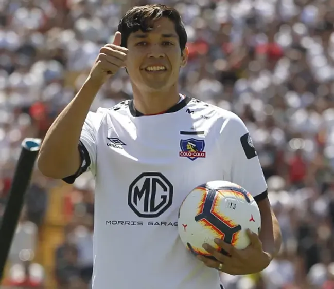 La despedida de Fernández del fútbol será en grande | FOTO: Photosport