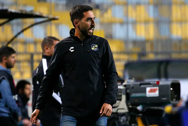 Paqui Meneghini está muy cerca de clasificar a Everton a una copa internacional (Photosport)