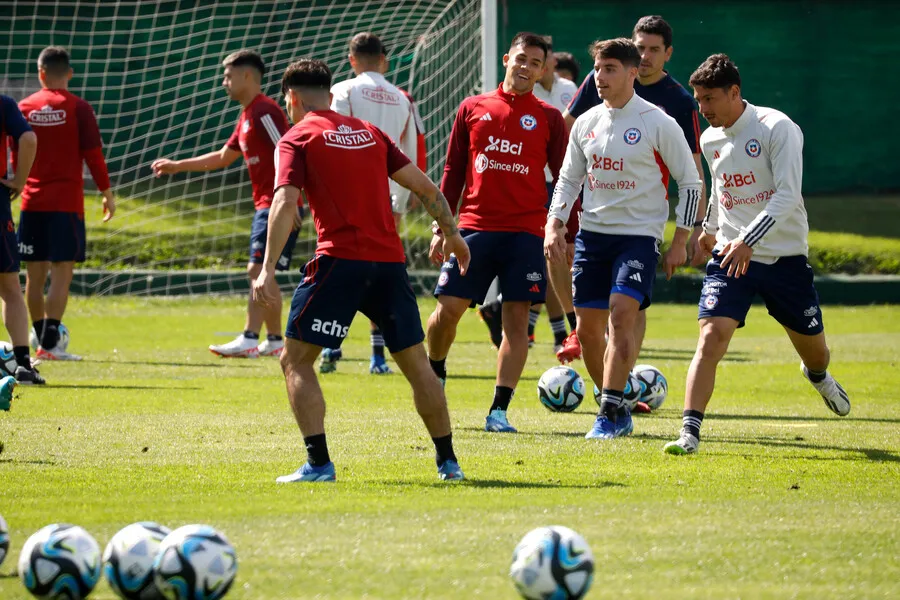 La Roja se prepara para enfrentar a Venezuela. | Foto: Photosport