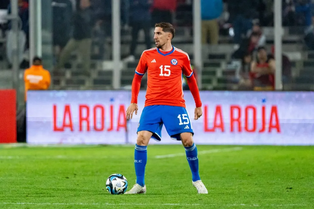 El jugador del América se robó todos los flashes en el Estadio Monumental | FOTO: Guille Salazar