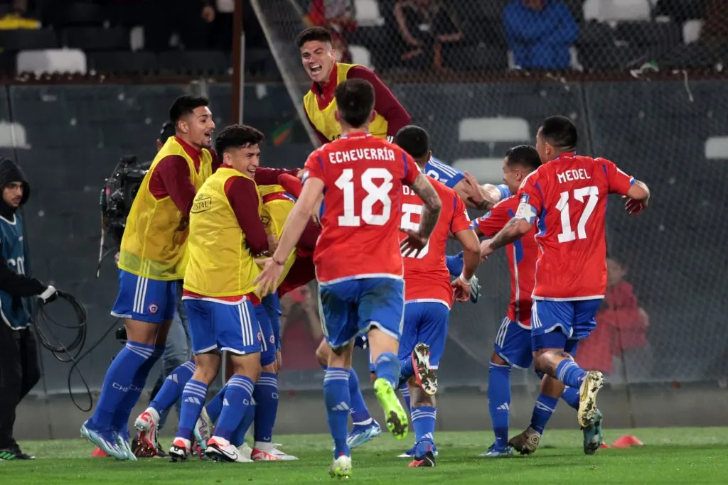 La Roja vence por 2-0 a Perú en Santiago (Foto: Photosport)