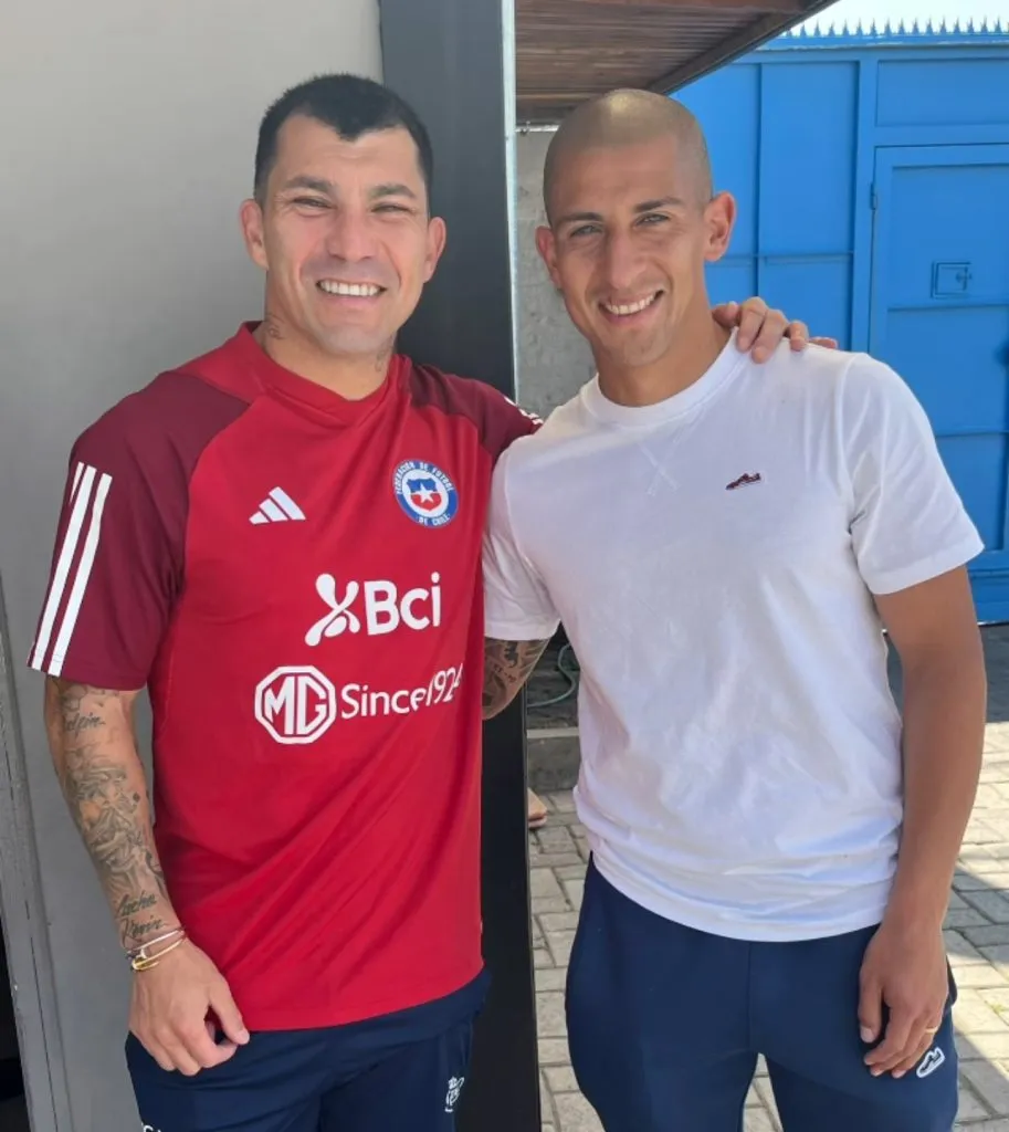 Alejandro Camargo fue a Pinto Durán a ver a sus ídolos de La Roja (Instagram)