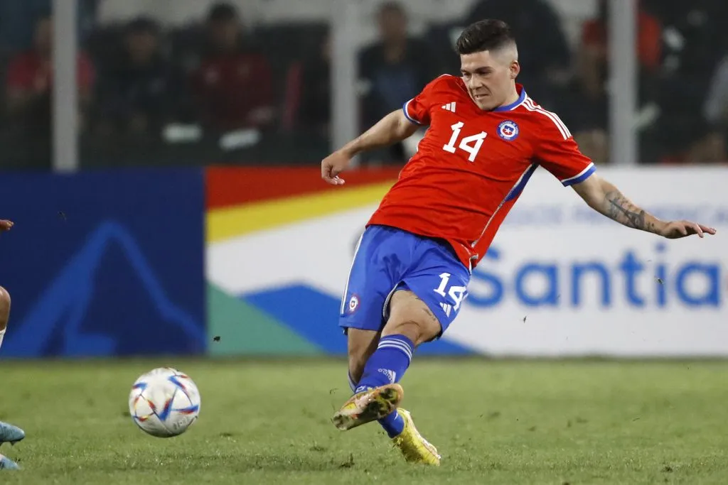 Méndez toma fuera para jugar ante los incaicos | FOTO: Andres Pina/Photosport