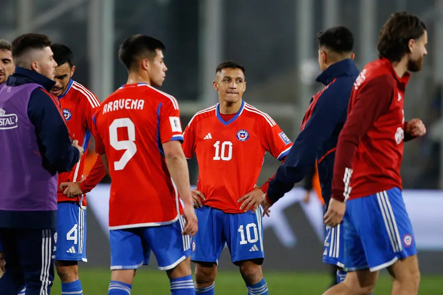 La Roja necesita sumar ante Perú. | Foto: Photosport