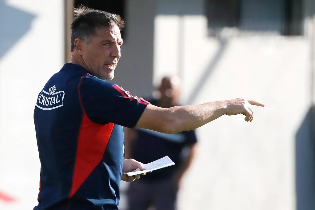 Berizzo buscará revertir las duras críticas que ha recibido en las últimas semanas | FOTO: Jonnathan Oyarzun/Photosport