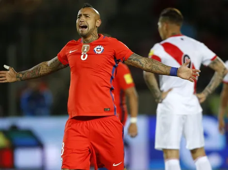 Vidal responde con picardía por su ausencia a hincha de Perú: "Para su suerte..."