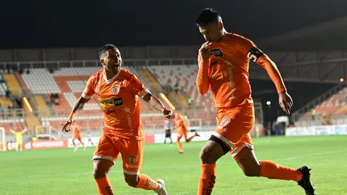 Rodolfo González muestra toda su motivación en el partido de la fase regular de la Primera B, donde Cobreloa se juega el título y el ascenso a Primera División (Foto: Photosport)
