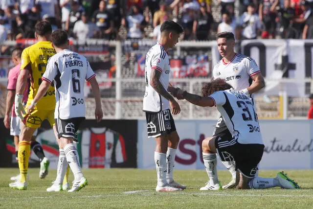 Colo Colo quedó de rodillas en La Cisterna (Photosport)