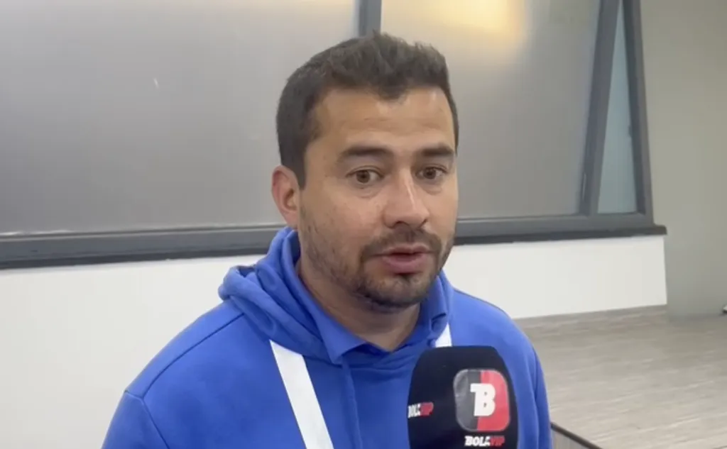 Nicolás Bravo está feliz por el resultado de la U Fem en Colombia (Bolavip Chile)