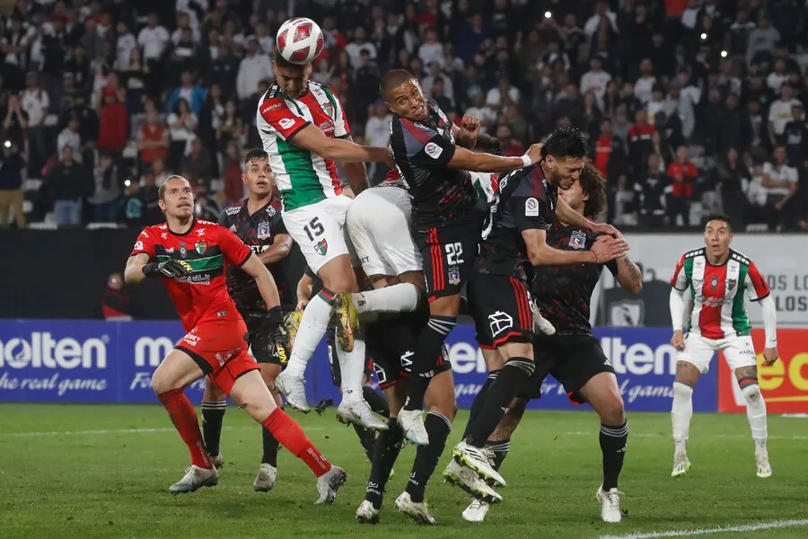 El Cacique visita a Palestino en La Cisterna esta tarde. | Foto: Photosport
