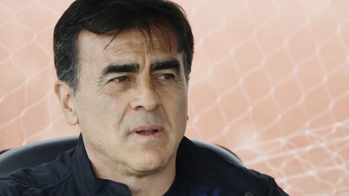 Gustavo Quinteros trabaja el equipo de Colo Colo para el encuentro ante Palestino (Foto: Photosport)