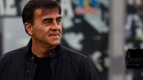Gustavo Quinteros debe decidir si sigue o no en Colo Colo (Foto: Photosport)