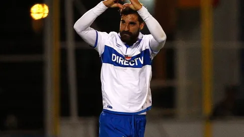 Jaime vistiendo la camiseta del cuadro de la Franja Cruzada.