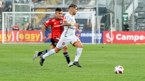 Ignacio Jara -con el balón- está enfocado en volver a Primera con Cobreloa y sueña con su retorno a Colo Colo