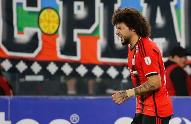 Falcón fue el héroe en la clasificación de los albos ante Cobreloa (Photosport)