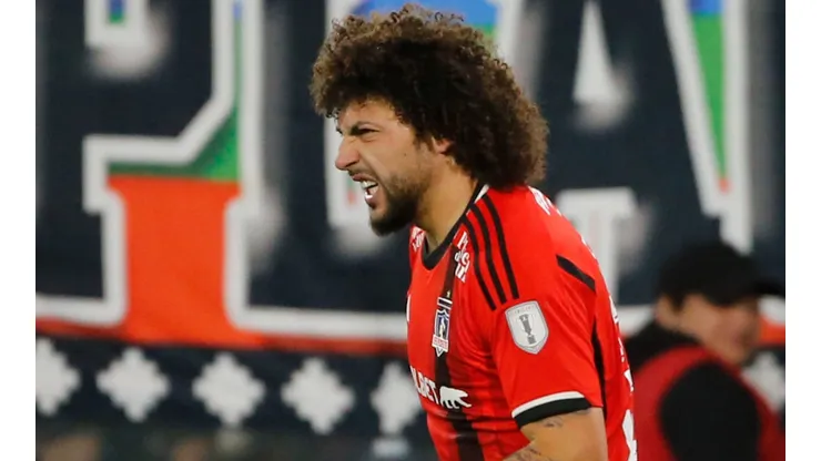 Maximiliano Falcón revela que sufrió molestia física (Foto: Photosport)