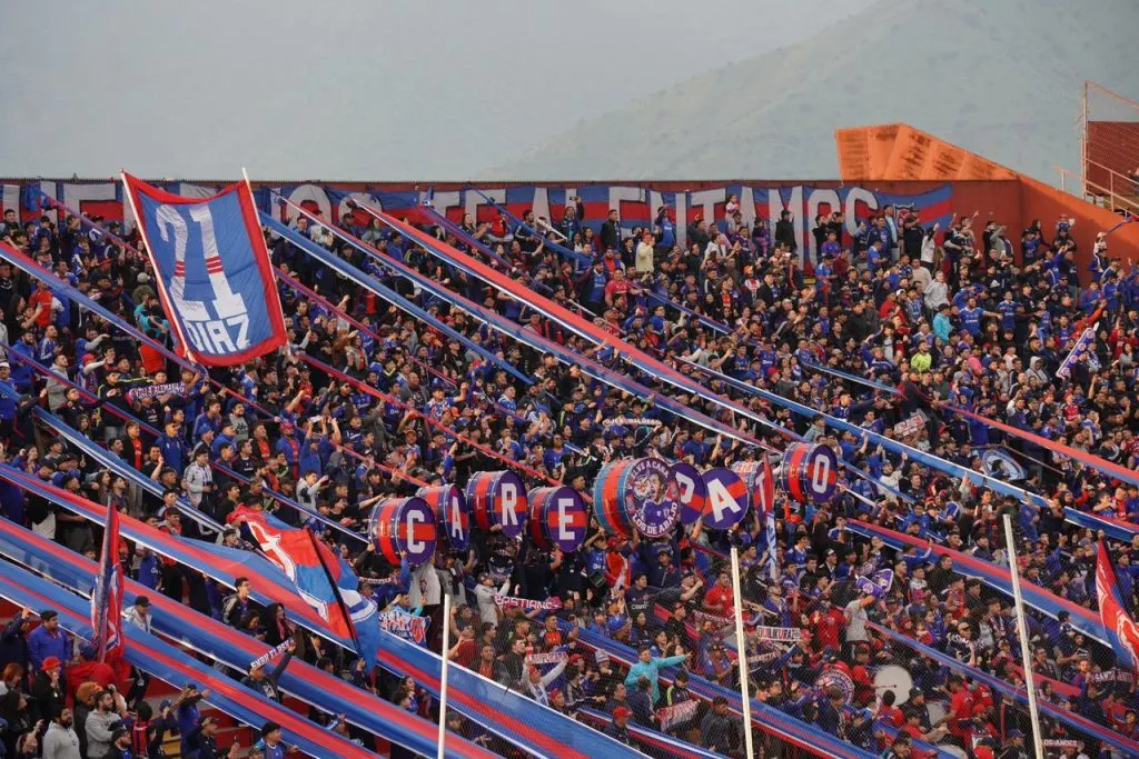 El homenaje de los hinchas azules a Díaz | FOTO: Claudio Valenzuela- La Magia Azul