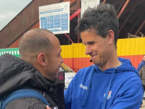 Rivarola recibe a Díaz en el Estadio Santa Laura a punta de bromas: "¿Quién está más viejo?"