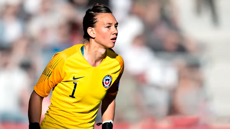 Tiane Endler lidera la nómina de La Roja para Santiago 2023