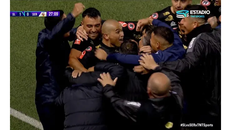 Humberto Suazo le da una gran alegría a todos en el fútbol chileno
