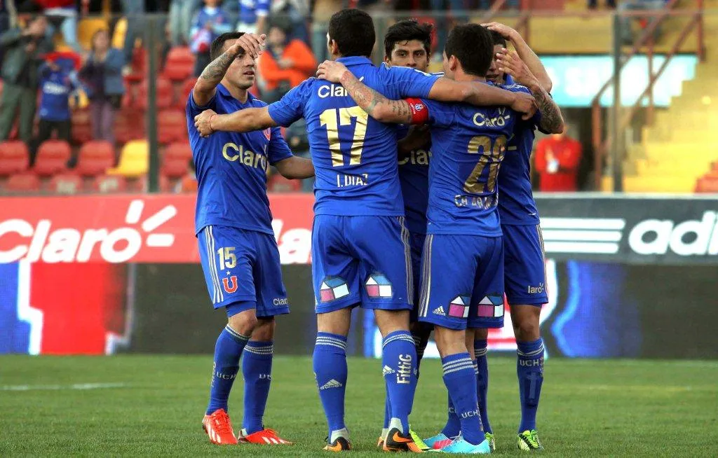 Los azules celebrando uno de los goles ante Audax, el último triunfo ante los floridanos como local (Archivo)