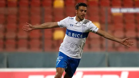 Di Santo no le sale barato a Universidad Católica.