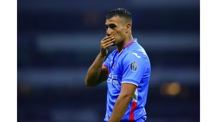 Iván Morales no tuvo un buen pasar con el Cruz Azul en México (Foto: Getty)