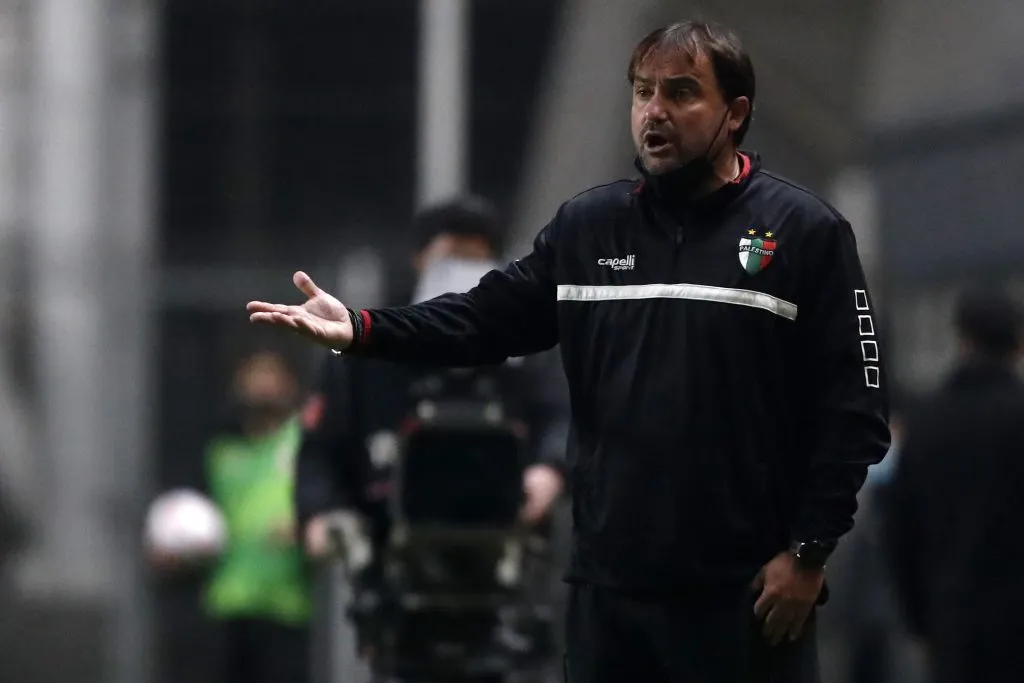 José Luis Sierra habla de sus chances de poder llegar a dirigir a La Roja | Foto: Photosport