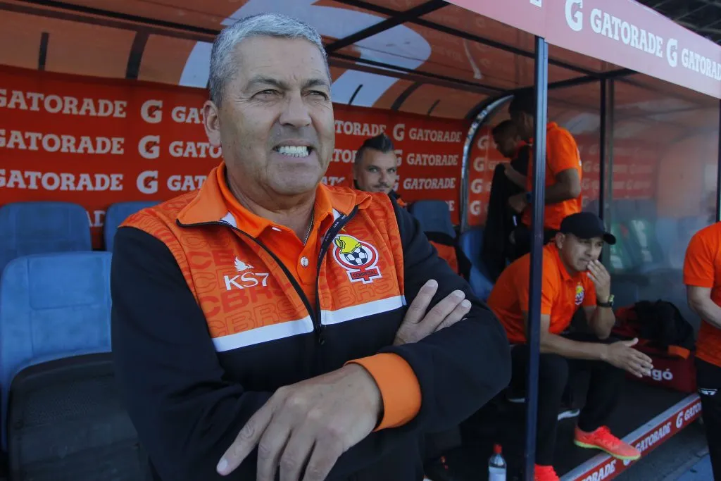 Óscar Lihn quiere que Cobresal de Gustavo Huerta de la vuelta en el Campeonato Nacional 2023 (Foto: Photosport)