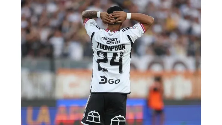 El delantero Jordhy Thompson tiene dos opciones para salir a préstamo al extranjero.