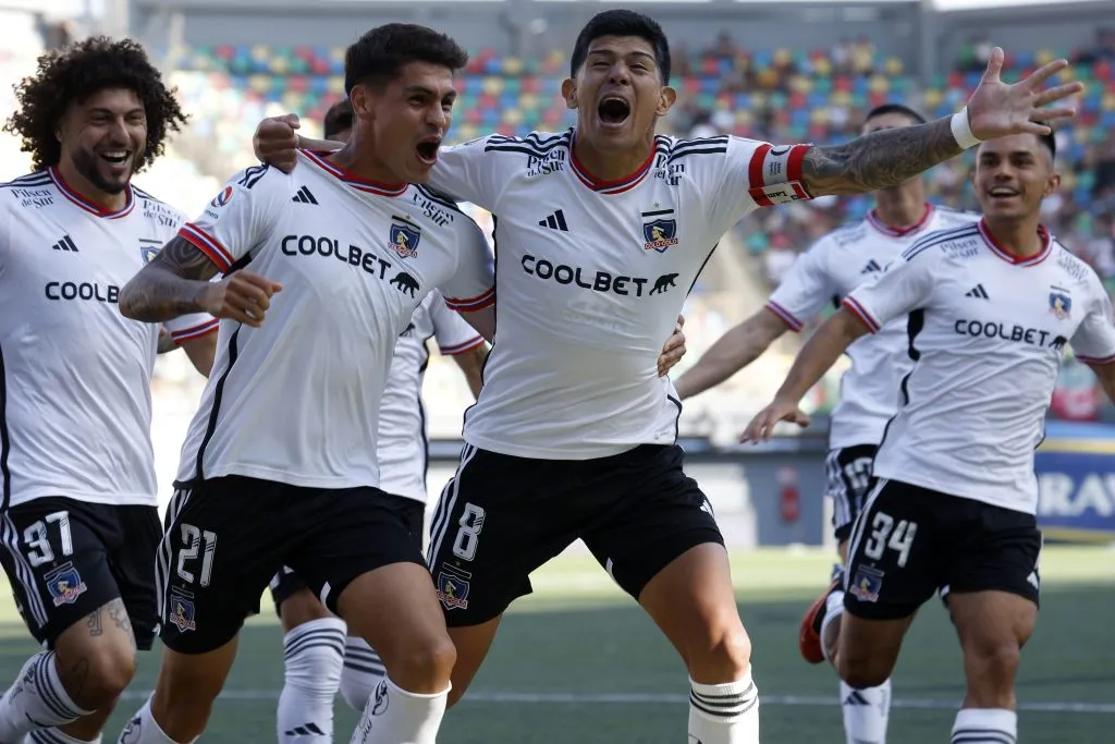 Esteban Pavez quiere levantar su primer título como capitán de Colo Colo. (Foto: Andrés Pina/Photosport)