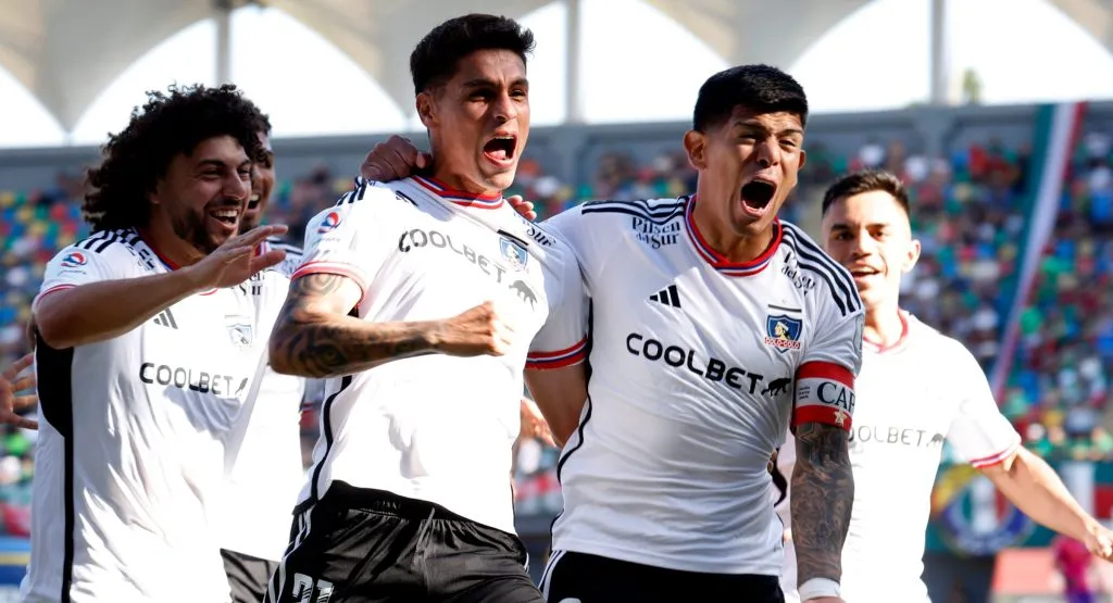 Colo Colo está a dos puntos del bicampeonato del fútbol chileno (Photosport)