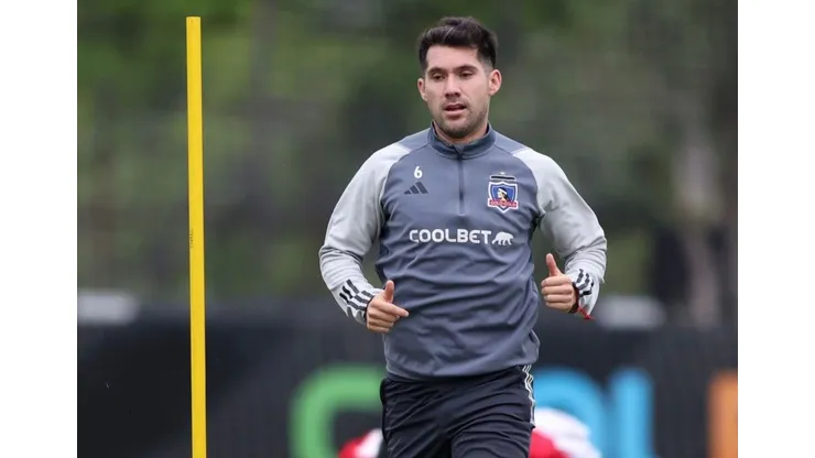 El volante César Fuentes regresaría para el siguiente partido de Colo Colo. (Foto: Colo Colo)