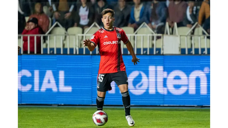 El juvenil Leandro Benegas será considerado para el partido de Colo Colo versus Audax Italiano. (Foto: Guillermo Salazar)
