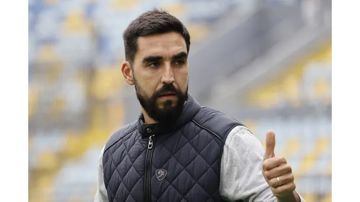 ¿Y la U? Paqui Meneghini confiesa que negocia con Everton para continuar