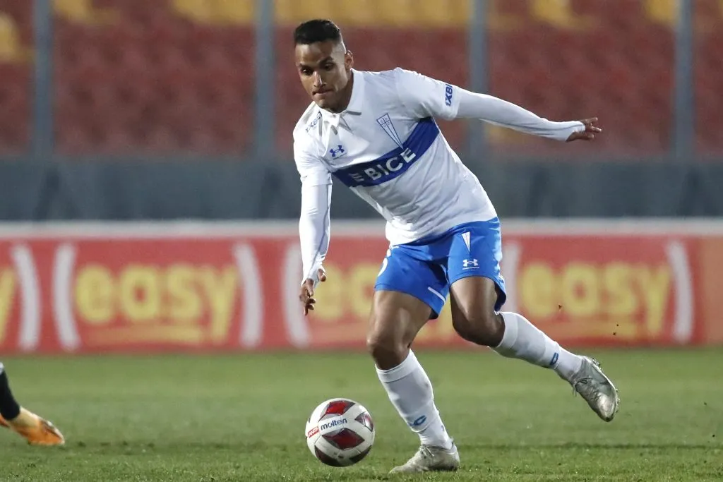 Brayan Rovira no seguirá más en la UC (Photosport)