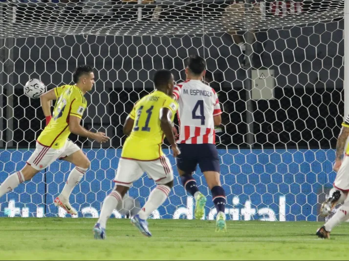 Colombia vence a Paraguay en Asunción y sigue firme en las Eliminatorias