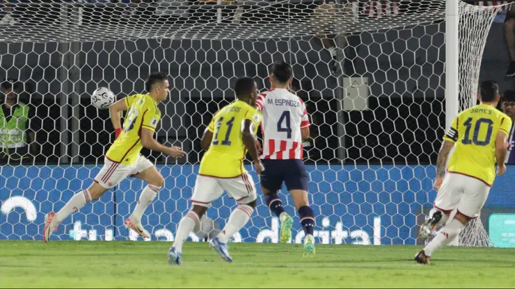 Colombia consiguió tres puntos de oro en su visita a Paraguay