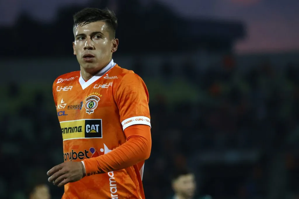 Felipe Villagrán continuará en Cobreloa para la temporada 2024 en Primera División (Photosport)