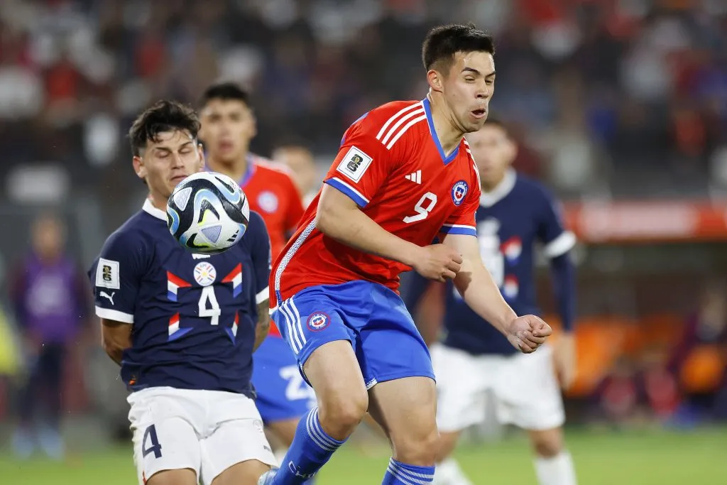 Barticciotto pide la titularidad de Aravena en Chile | Foto: Photosport