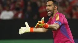 Julio Rodríguez cree que Claudio Bravo se equivoca con su publicación tras la renuncia de Eduardo Berizzo (Foto: Photosport)