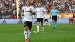 El futbolista Jordhy Thompson podría volver a presentarse en Colo Colo. (Foto: Marcelo Hernández/Photosport)