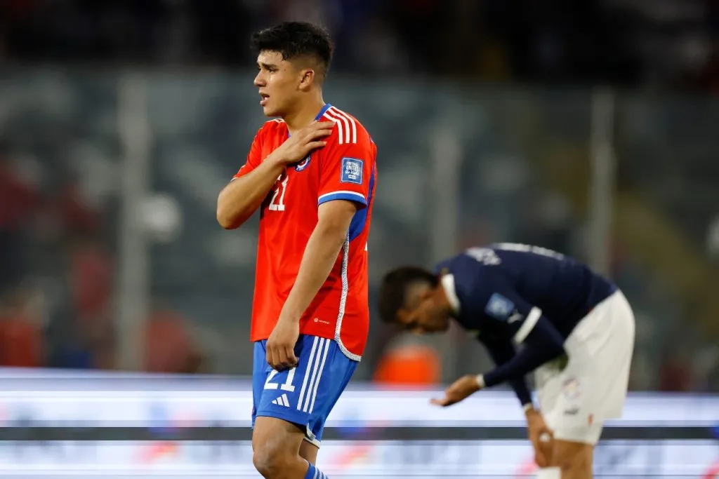 Damián Pizarro sufrió una lesión en su hombro izquierdo y fue liberado de la nómina de La Roja de cara al próximo partido contra Ecuador. (Foto: Photosport)