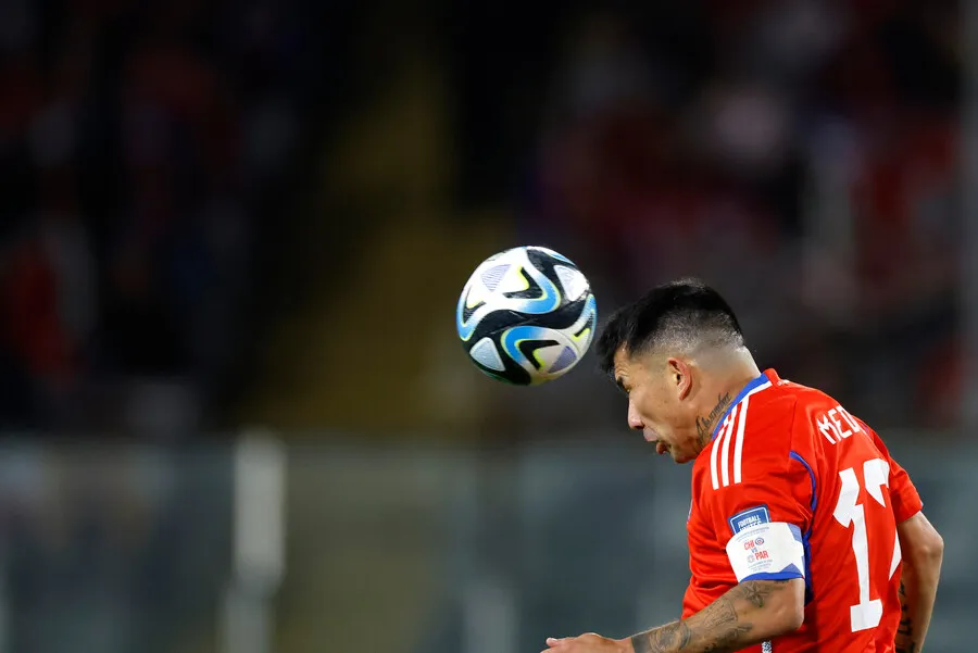 Caamaño le respondió sin asco a Medel. | Foto: Photosport